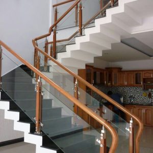 cau thang kinh tru dai (2)