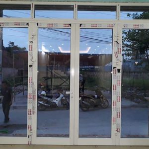 Cửa đi nhôm xingfa 4 cánh