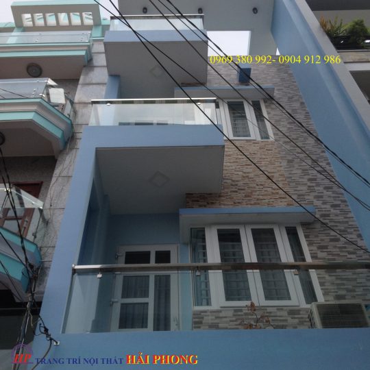 Lan can kính cường lực