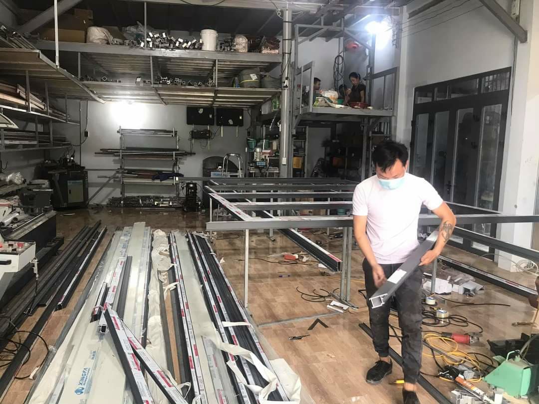 Dàn máy xingfa sản xuất cửa nhôm